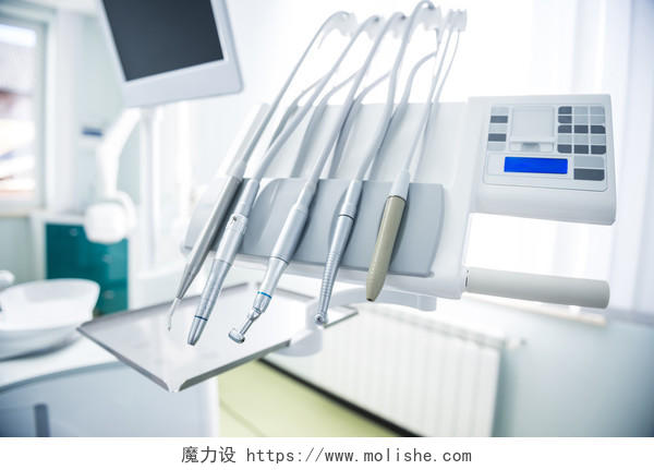 牙科诊所内不同的牙科器具及工具口腔牙齿